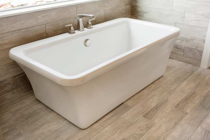 A luxury soaking tub has been installed by local bathroom remodeling contractors in Sun City Center, Florida